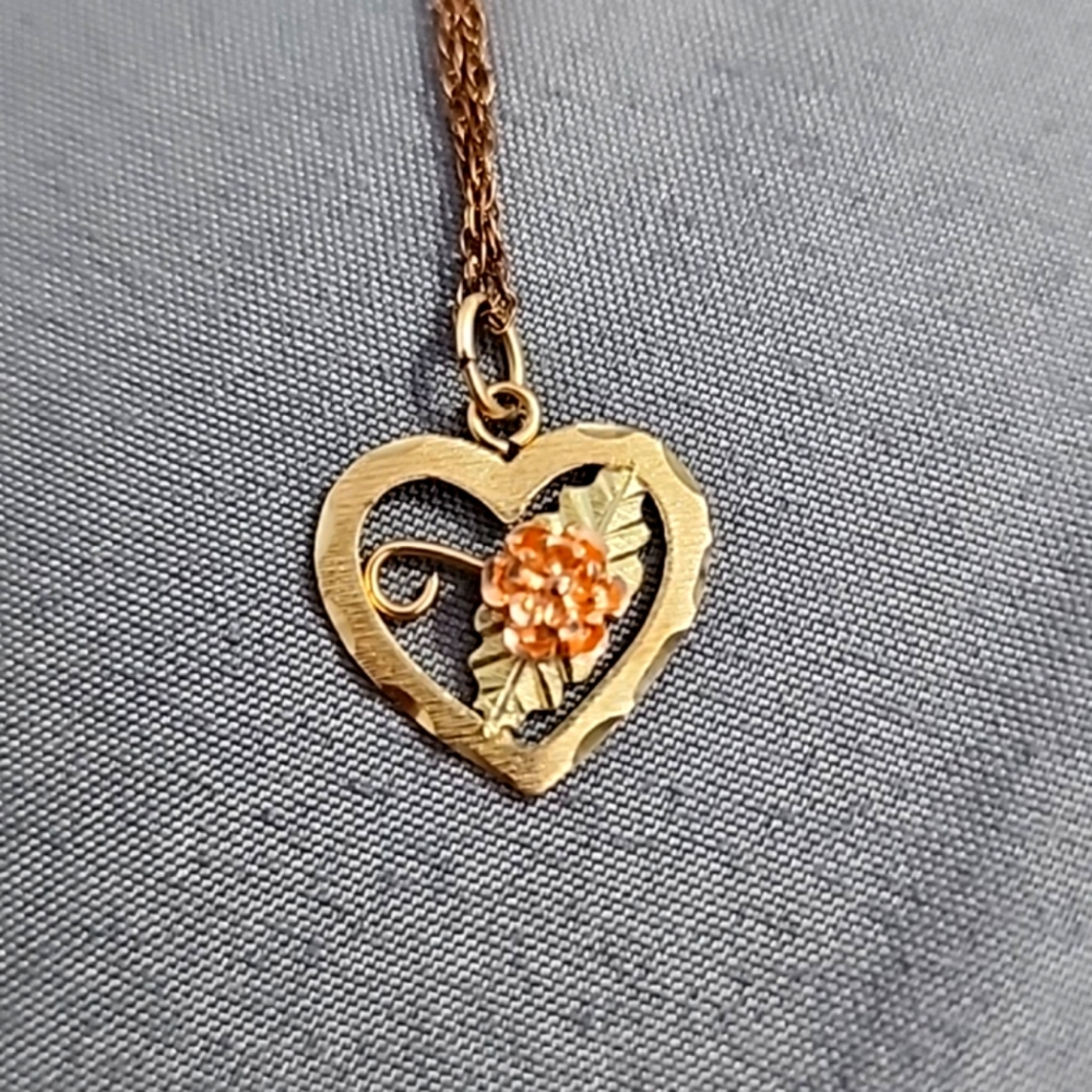 10K Yellow Gold Heart with Rose Flower Charm Necklace Pendant - 18" Gold Chain